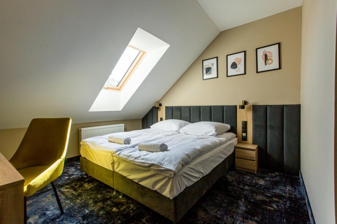 Hotel Zodiak Sucha  Екстериор снимка