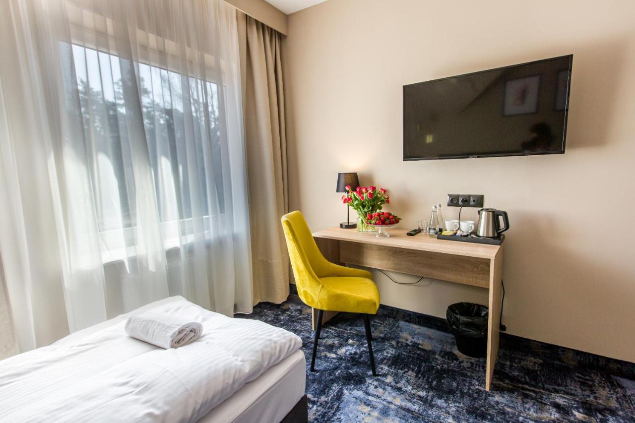 Hotel Zodiak Sucha  Екстериор снимка