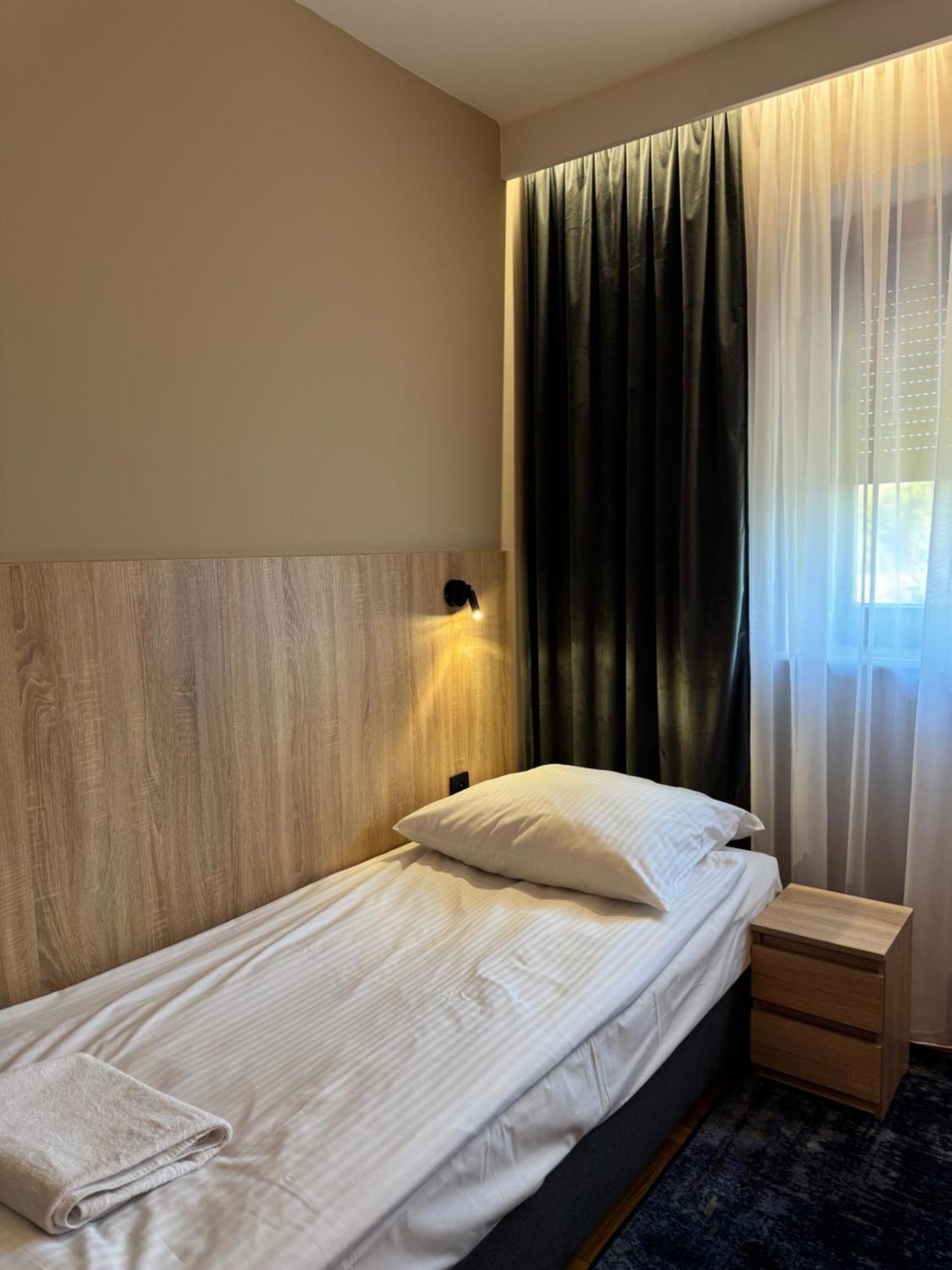 Hotel Zodiak Sucha  Екстериор снимка