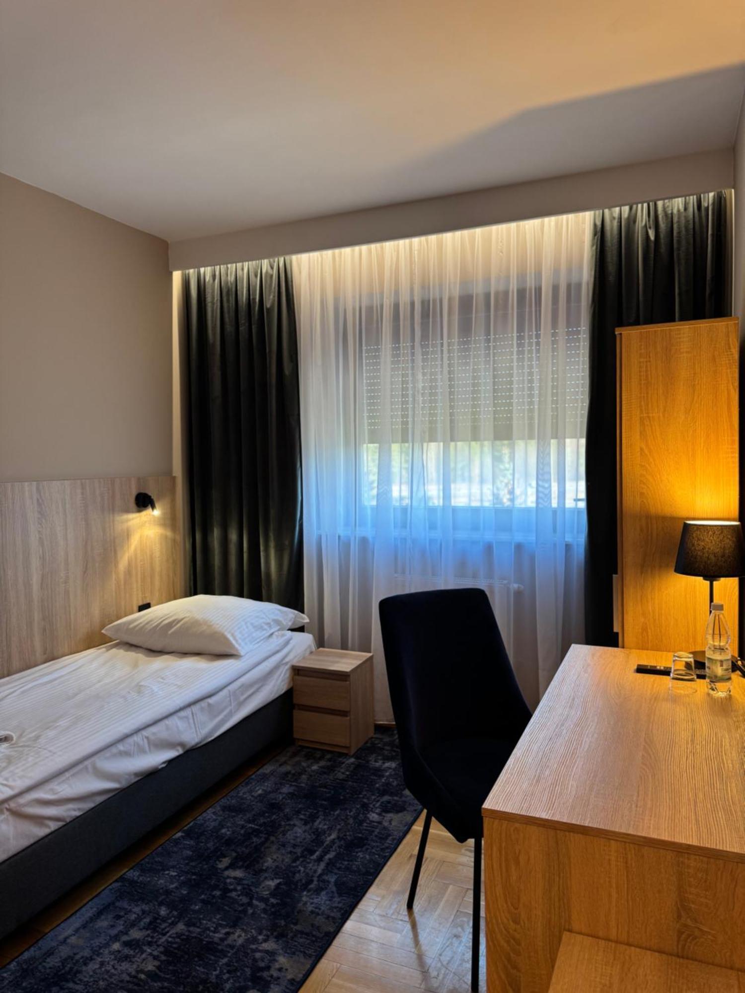 Hotel Zodiak Sucha  Екстериор снимка